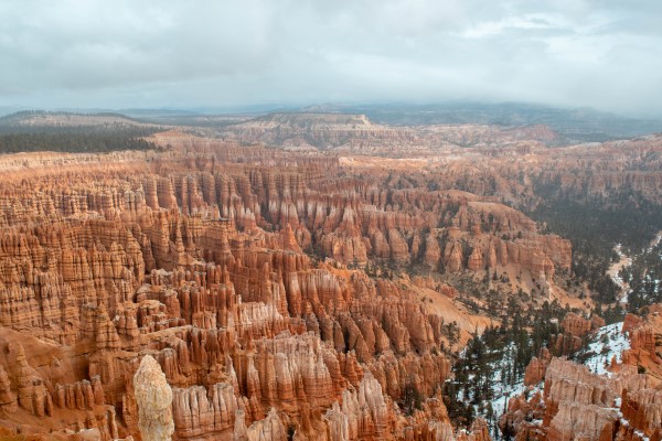 Inspiration Point is one of the best places to watch the sunrise and set in Bryce Canyon