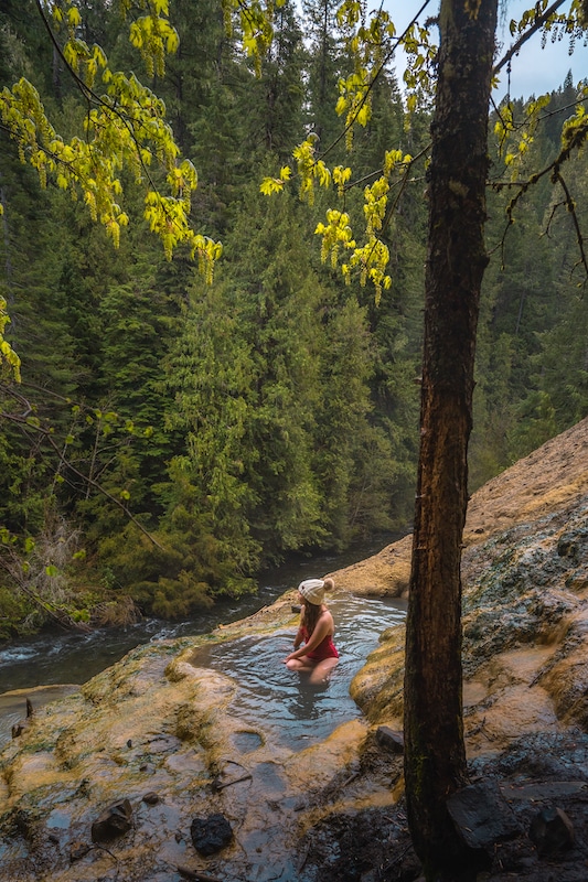 Umpqua Hot Springs in Oregon