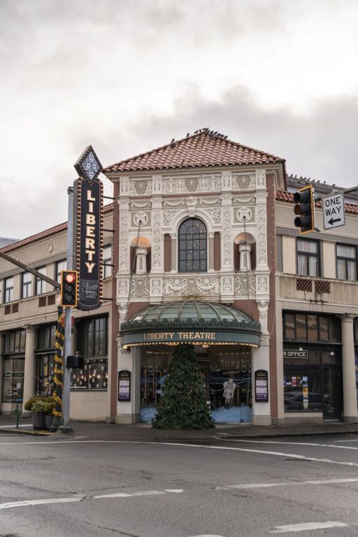 liberty theatre in astoria