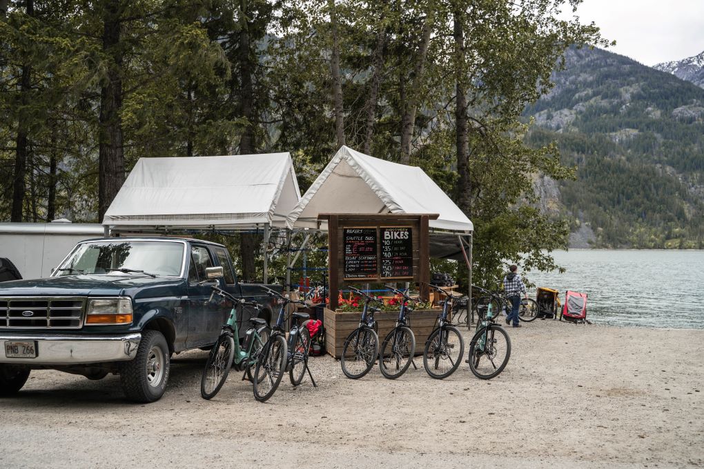 bikes at stehekin