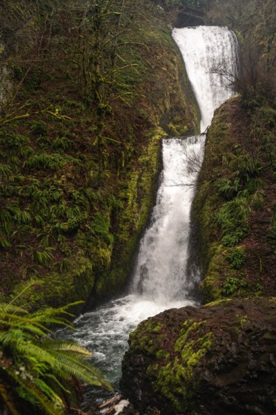 Bridal Veil Falls viewed from the trail