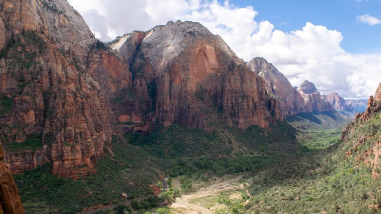 How to Spend 2 Days in Zion National Park Itinerary