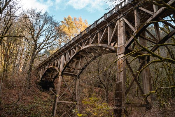 bridge over the Historic Columbia River Highway on the Latourell Falls Trail