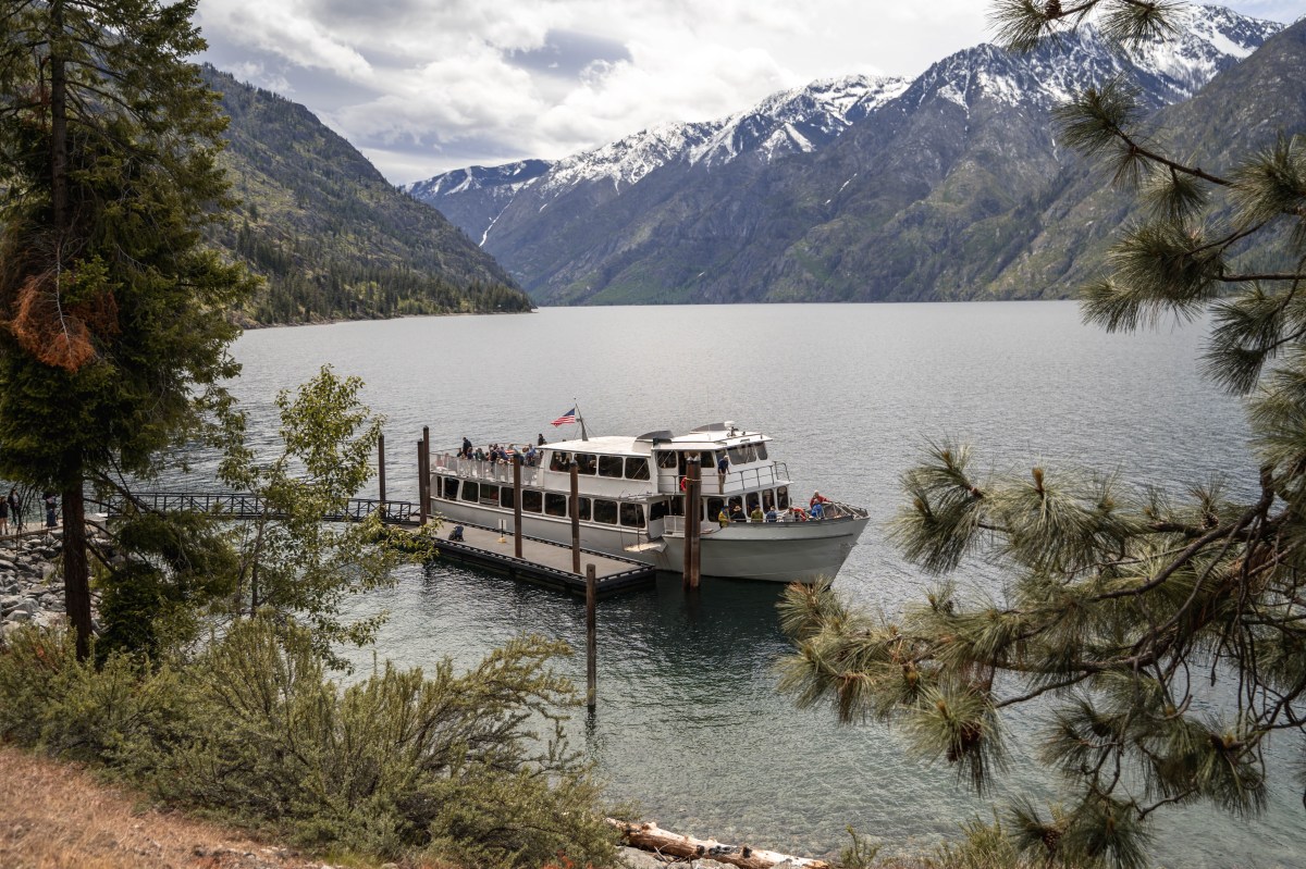 Lady of the Lake Ferry on Lake Chelan at Prince Creek Campground