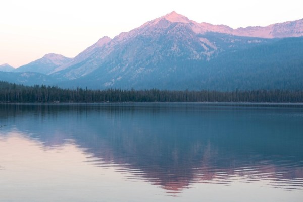 Sunrise at lake hike in Idaho's Sawtooth mountains