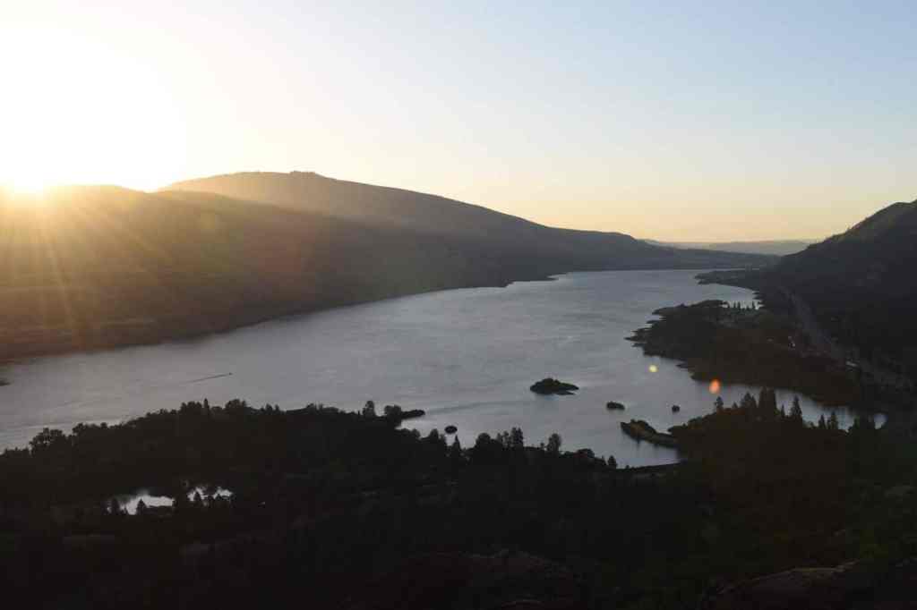 view from Rowena crest viewpoint