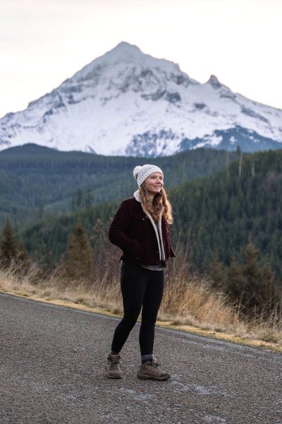 girl hiking in Fall near Portland